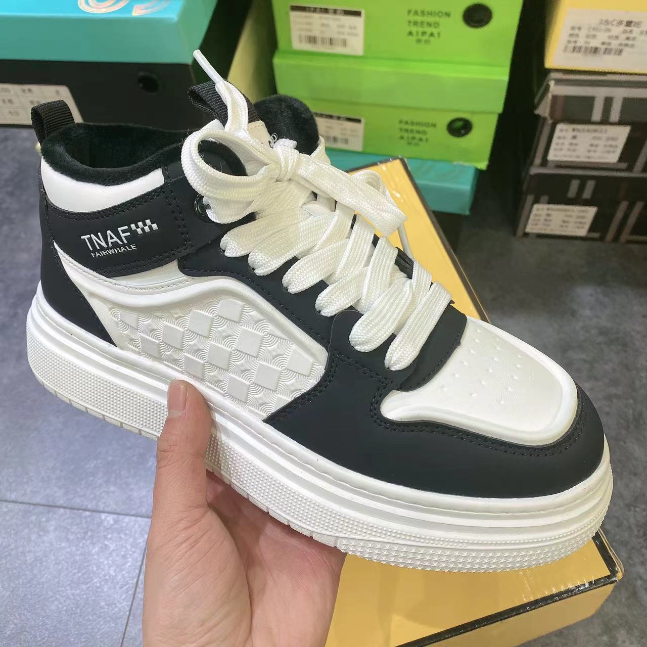 【保国男鞋】加绒男士高帮休闲鞋（6186）