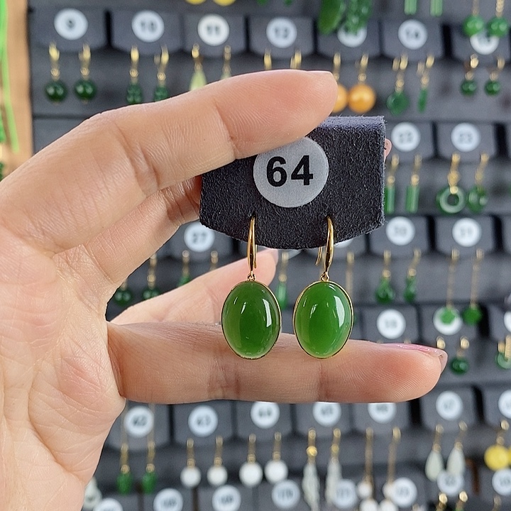 和田玉耳饰18K金镶嵌