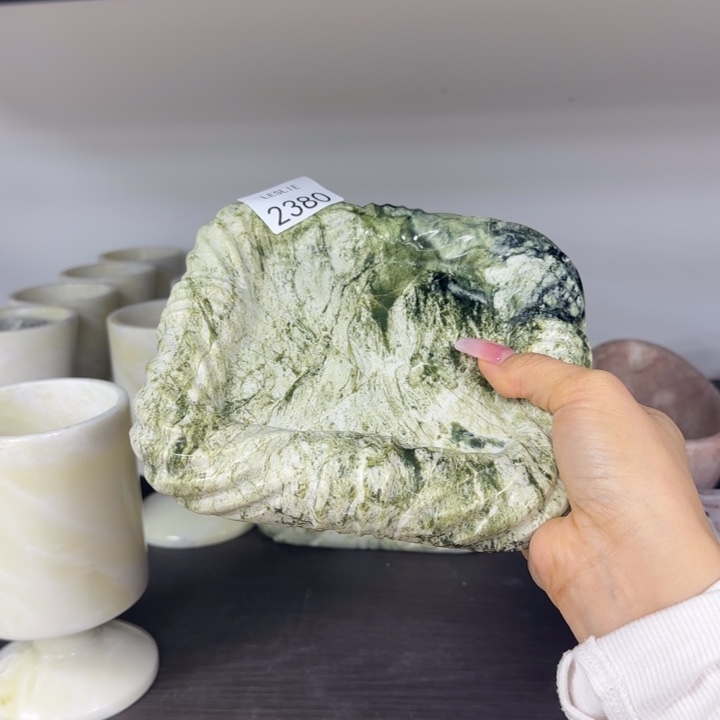 Yy2380。。。。。。。福利