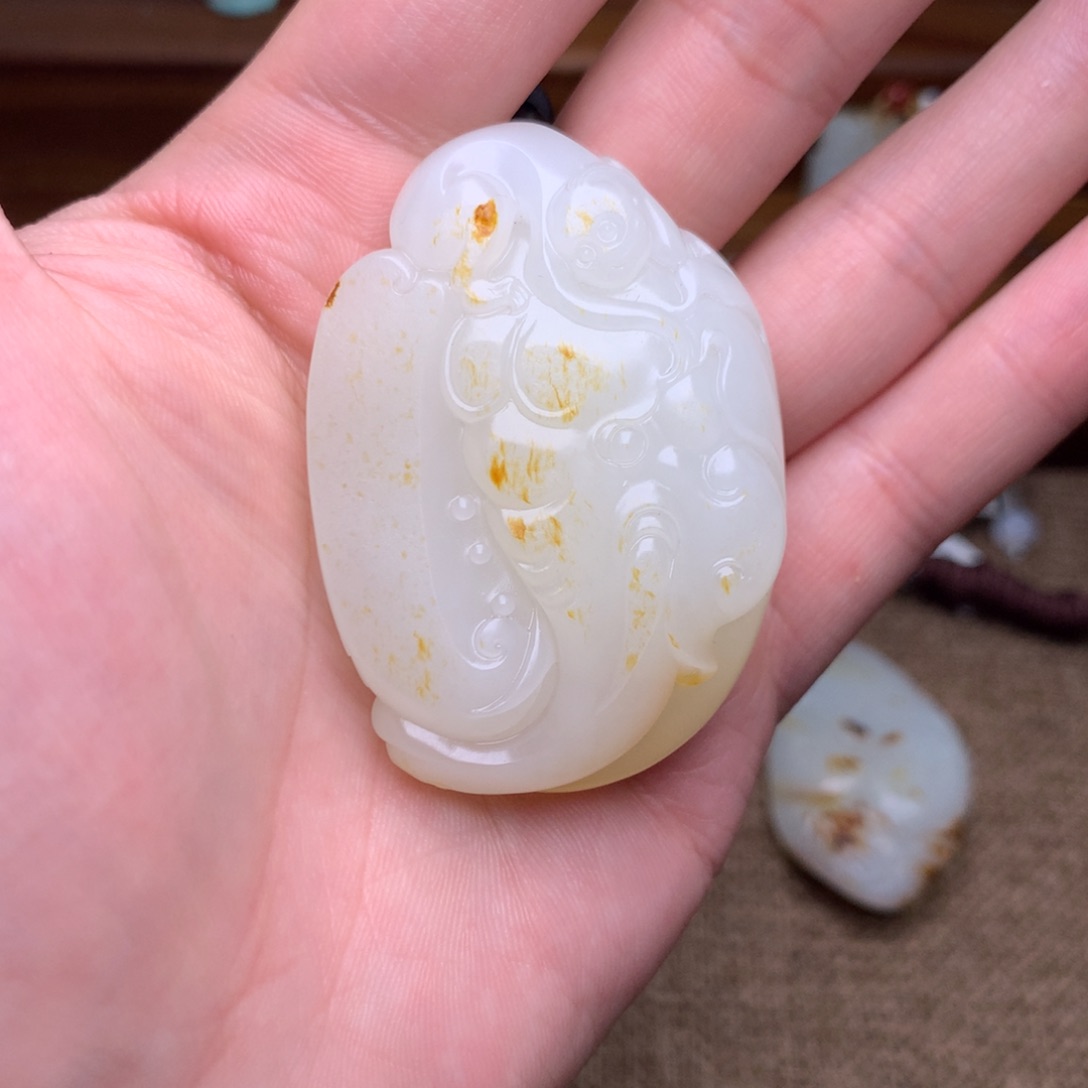 和田玉挂件未镶嵌大**天