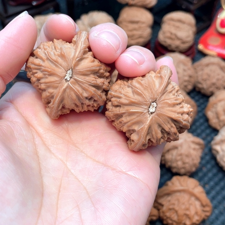 原装山地磨盘4.1全品无修。