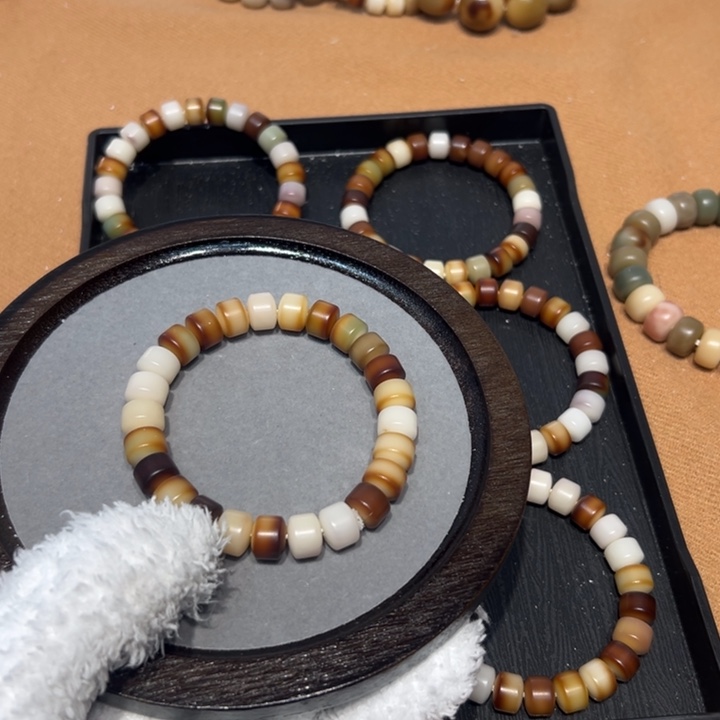 吊坠菩提根/象牙果4金轮微瑕10