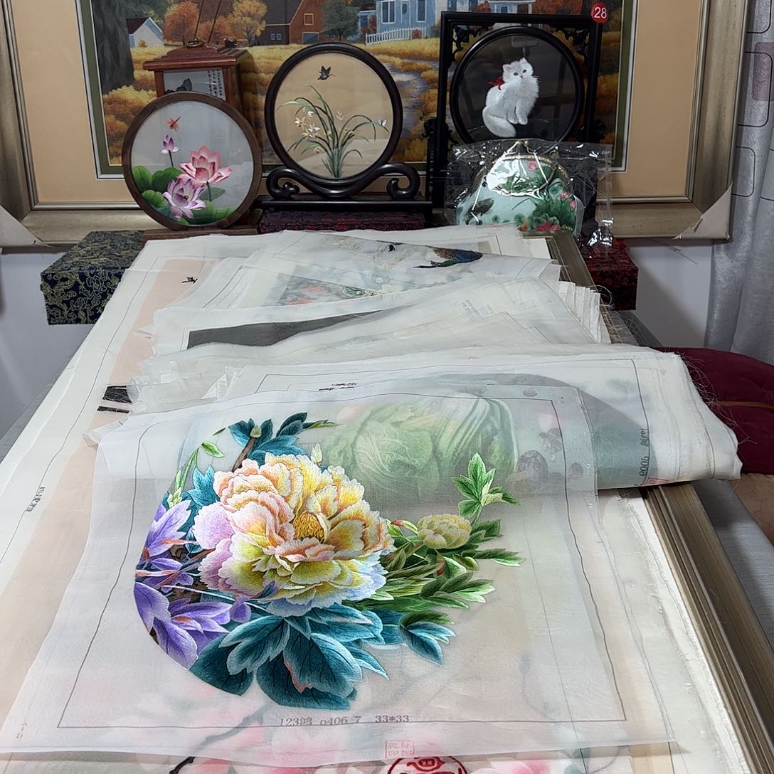 刺绣明*纯手工刺绣画