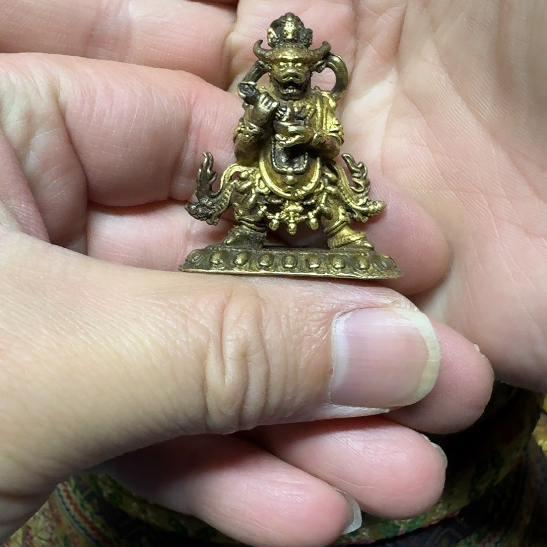 京门圜铜鎏金的大威德金刚