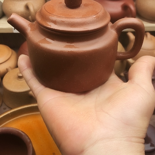 紫砂茶壶将坡泥得中230豪升左右