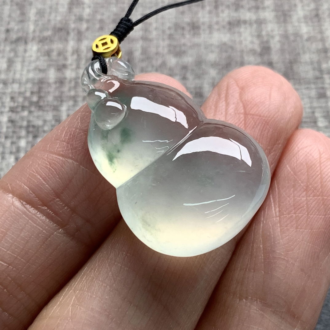 天然缅甸翡翠A货葫芦26.7-17.8-8.6