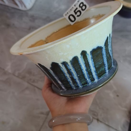 景德镇手工高温陶瓷：内15口高12微瑕