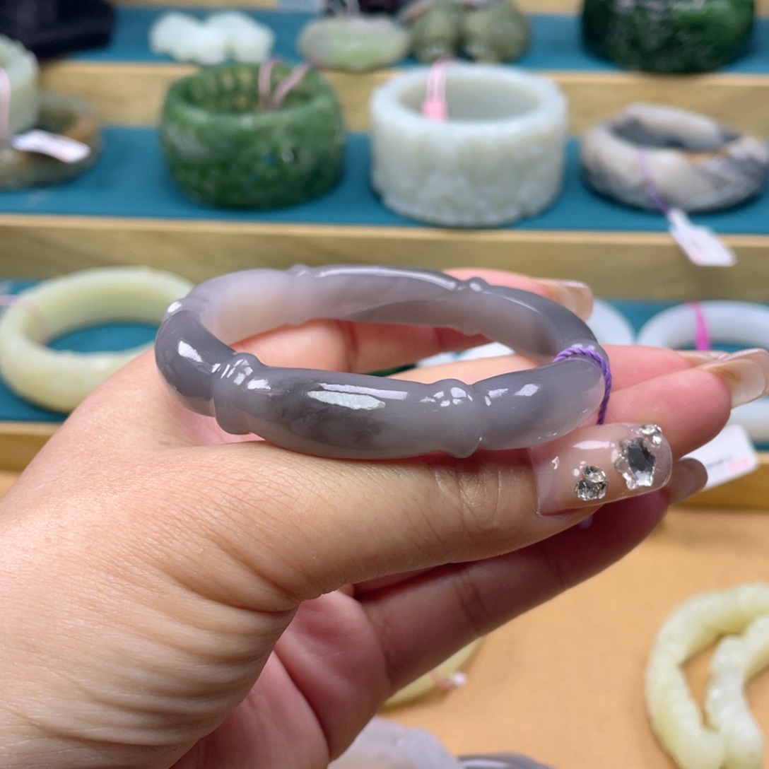 和田玉手镯未镶嵌68