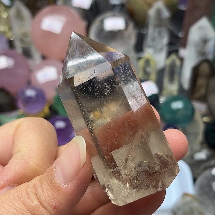 珠宝半成品未镶嵌水晶84克茶水晶柱