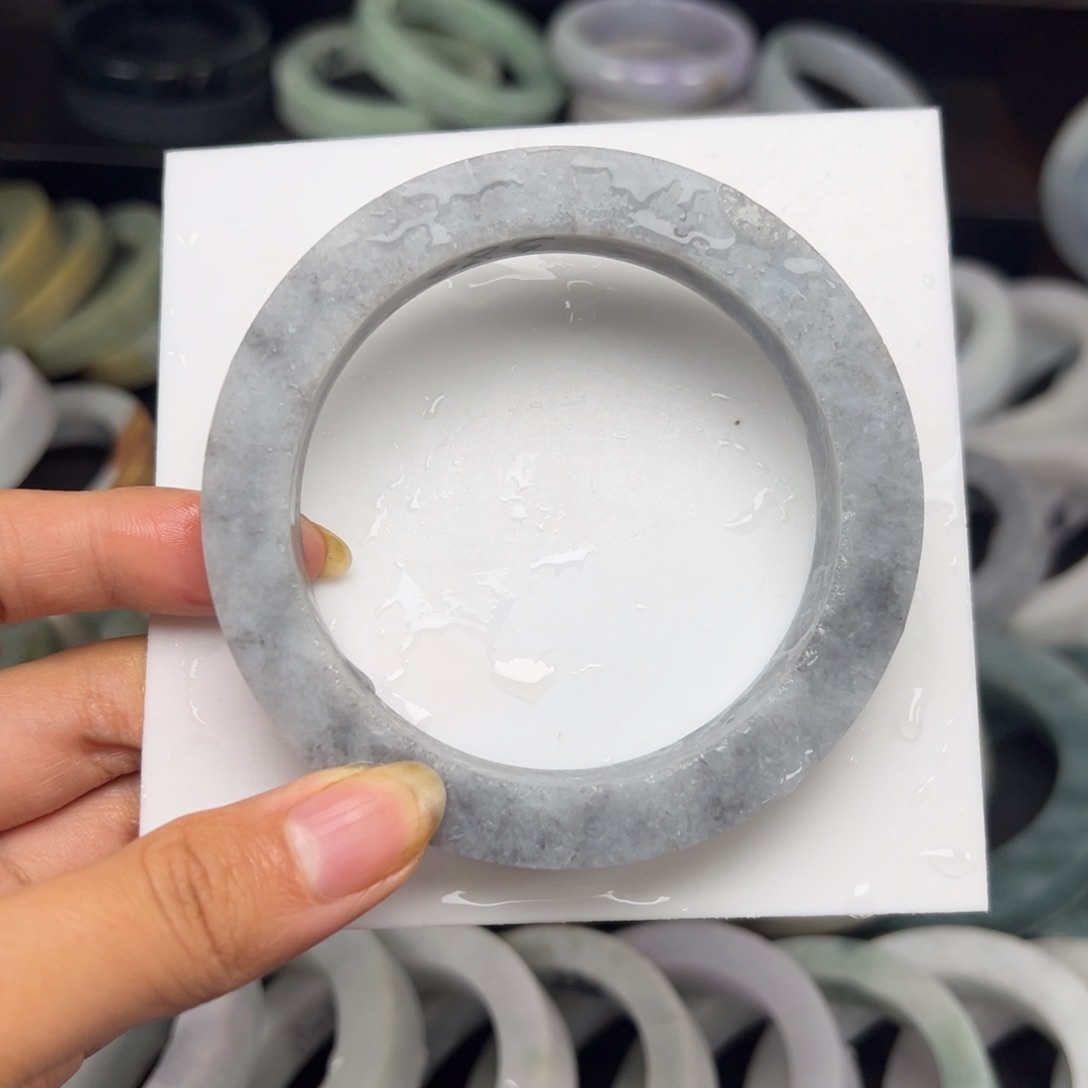定制翡翠翡翠手镯未镶嵌