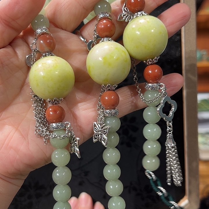 颈饰未镶嵌和田玉