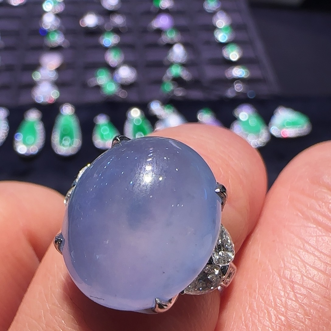 翡翠18K金镶嵌耳饰