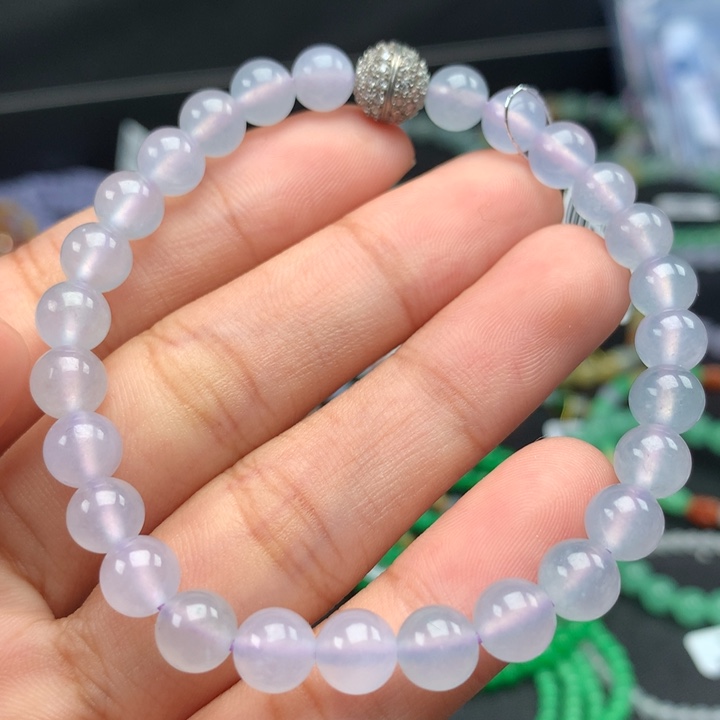 翡翠手镯未镶嵌卡