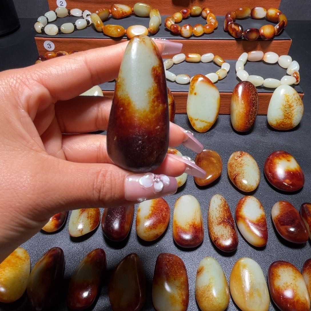 颈饰未镶嵌和田玉自**在