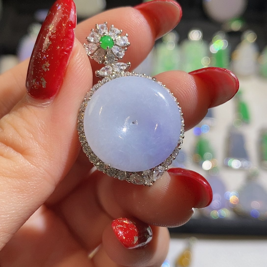 翡翠颈饰银S925镶嵌天然翡翠