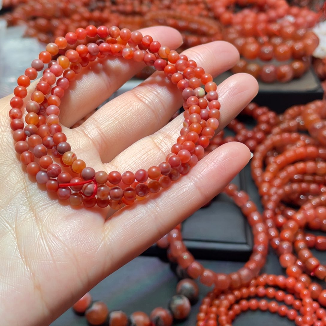 南红玛瑙手链未镶嵌