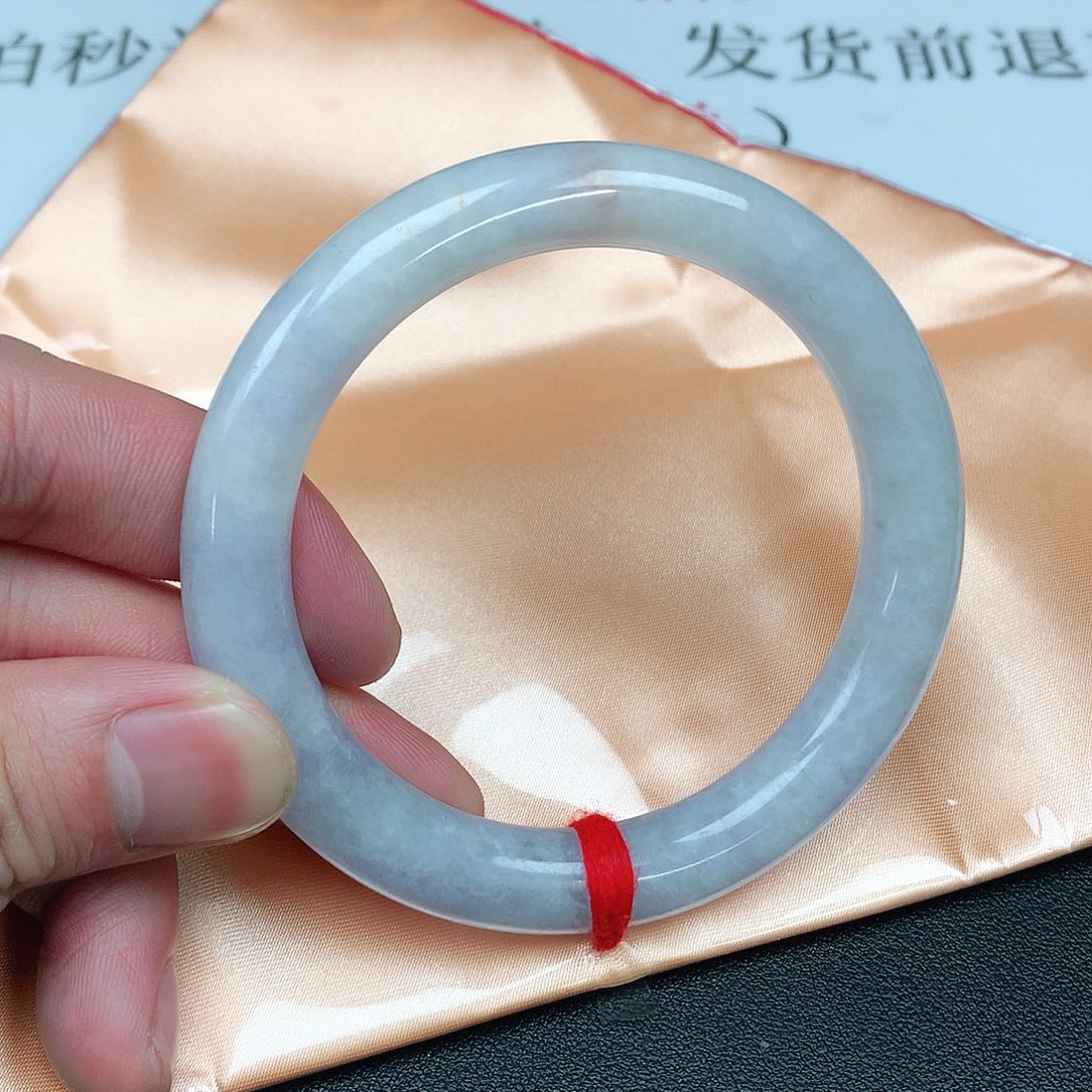 翡翠手镯未镶嵌圈56