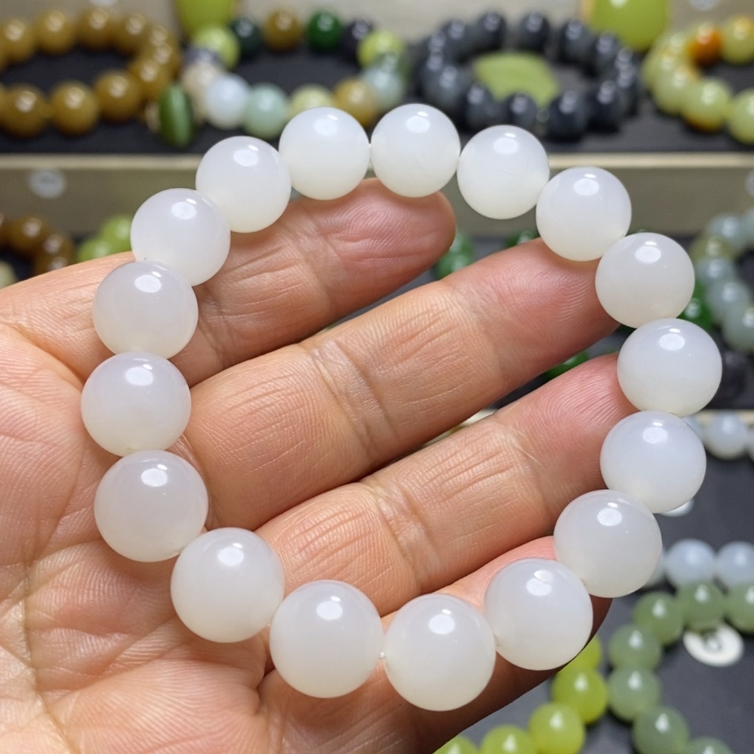 和田玉手串未镶嵌