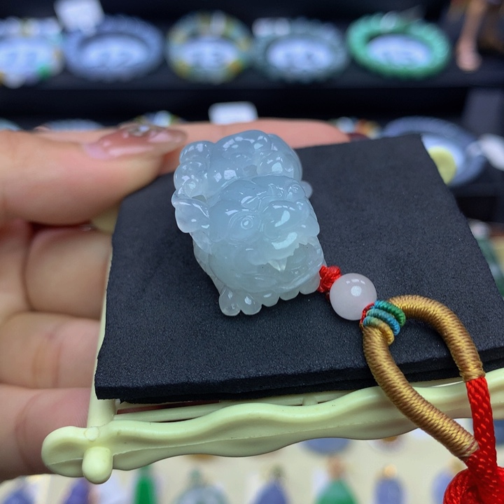 翡翠手链未镶嵌翡翠