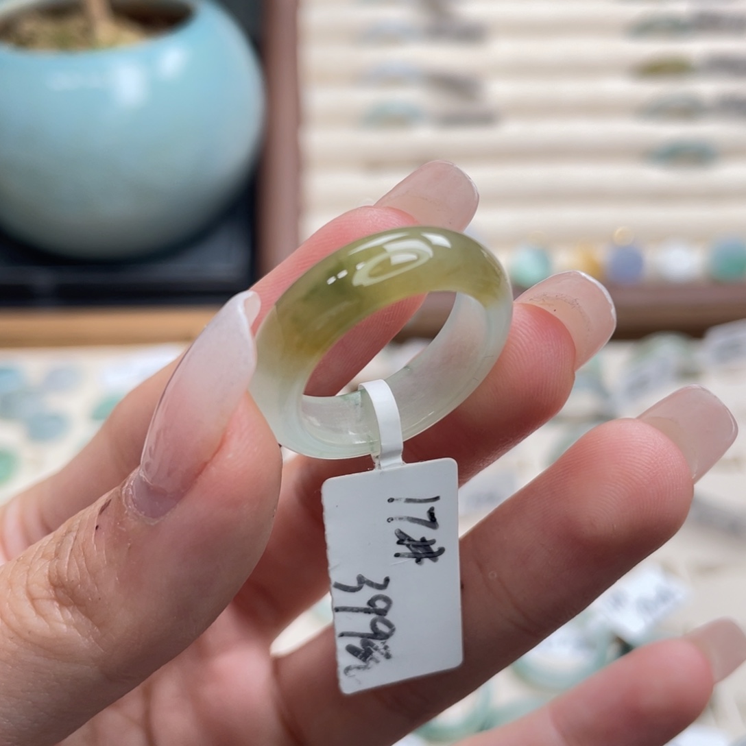 翡翠未镶嵌戒圈a56港圈17冰胶黄加绿