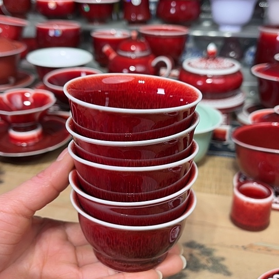 景德镇陶瓷红马坊客杯