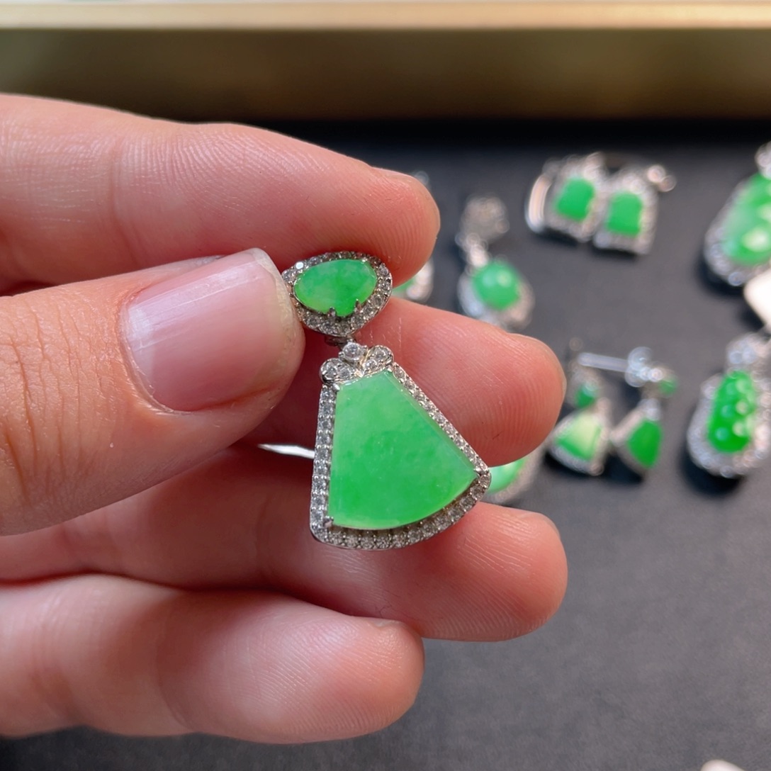 翡翠银S925镶嵌吊坠(不含链)