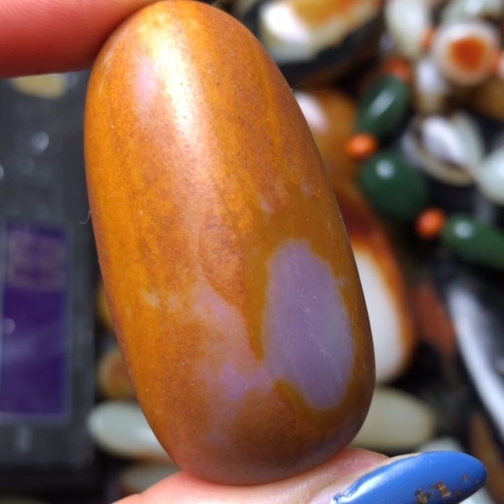 和田玉未镶嵌珠宝奇石