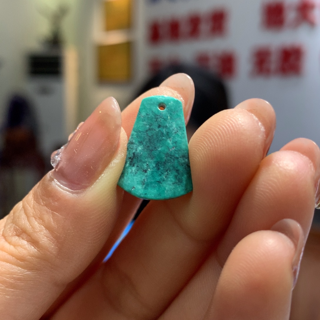 绿松石配饰未镶嵌