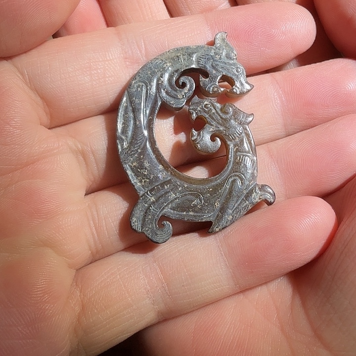 和田玉（糖玉）未镶嵌挂件读*阁