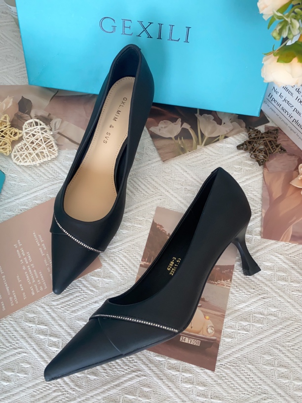 春季黑色软皮细跟气质高跟鞋6288-3
