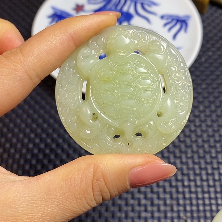 吊坠白玉菩提一一一一一一一一一