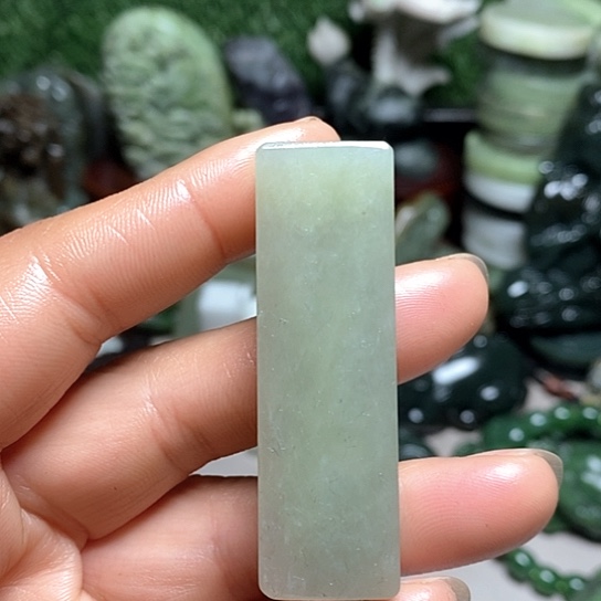 未镶嵌和田玉（糖玉）珠宝半成品