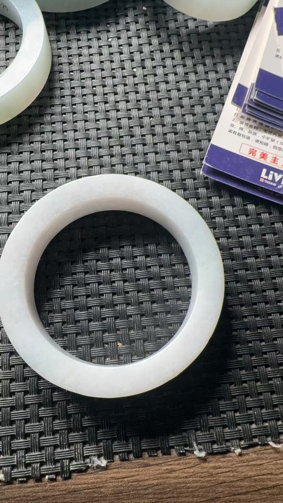 天然A货翡翠手镯定制