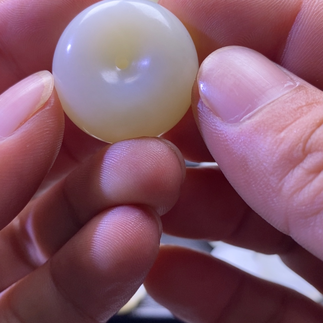 已***置和田玉未镶嵌颈饰