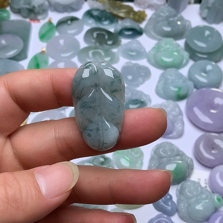 翡翠未镶嵌颈饰天然翡翠