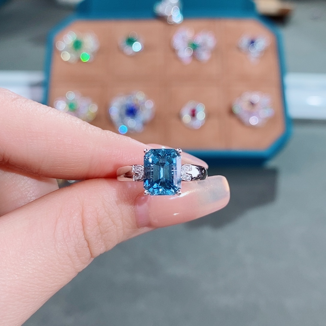 海蓝宝石戒圈18K金镶嵌 2.75ct超级圣玛利亚吉尔德