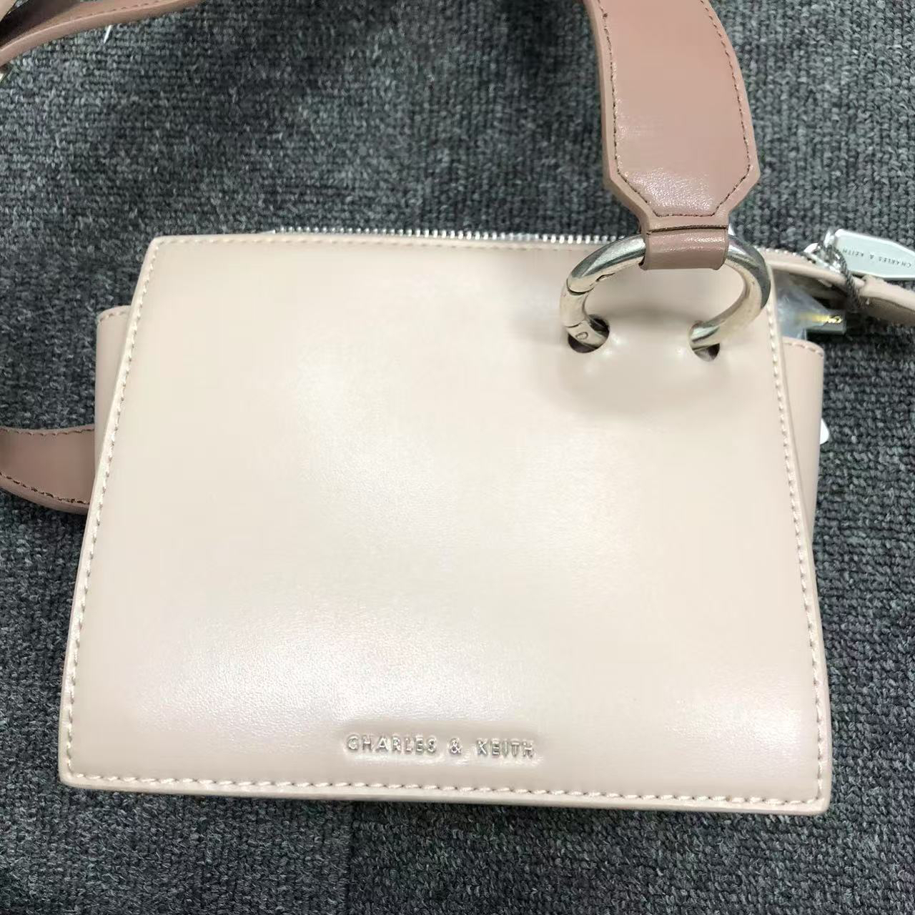 95新  单肩包 24233