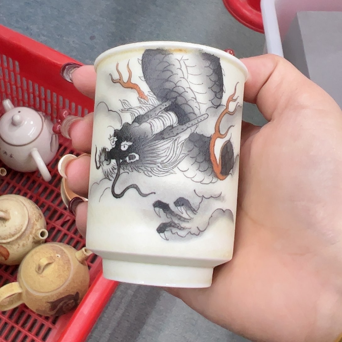 瓷片哈哈哈哈哈哈哈哈哈哈