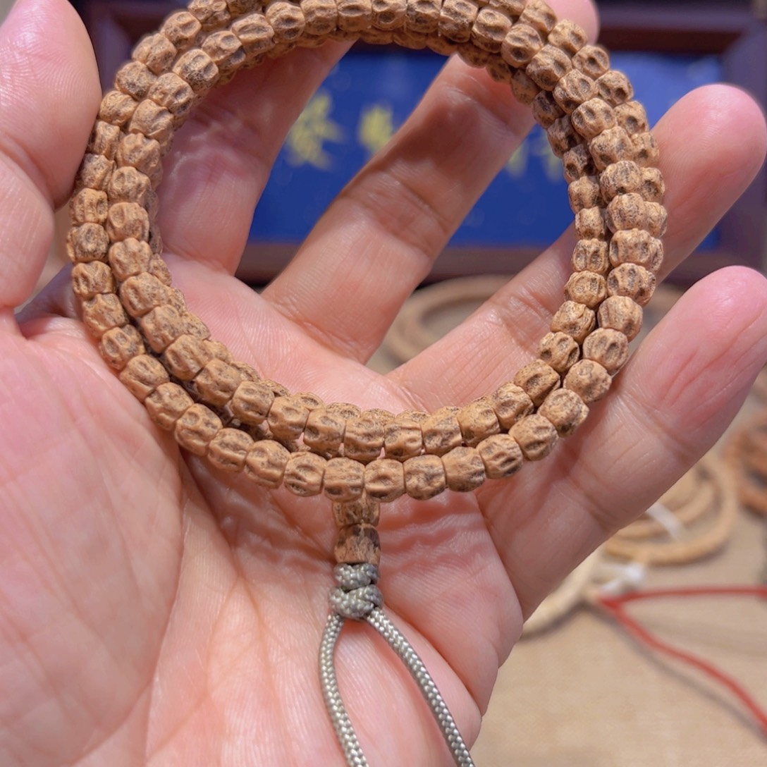 梅***三吊坠柏香籽/百香籽