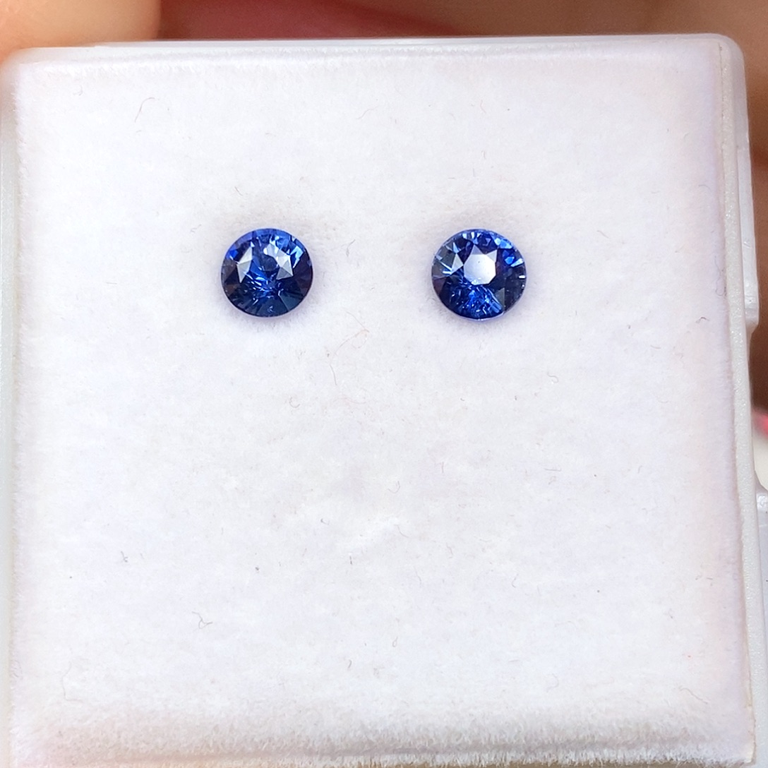 蓝宝石裸石1.05ct天然