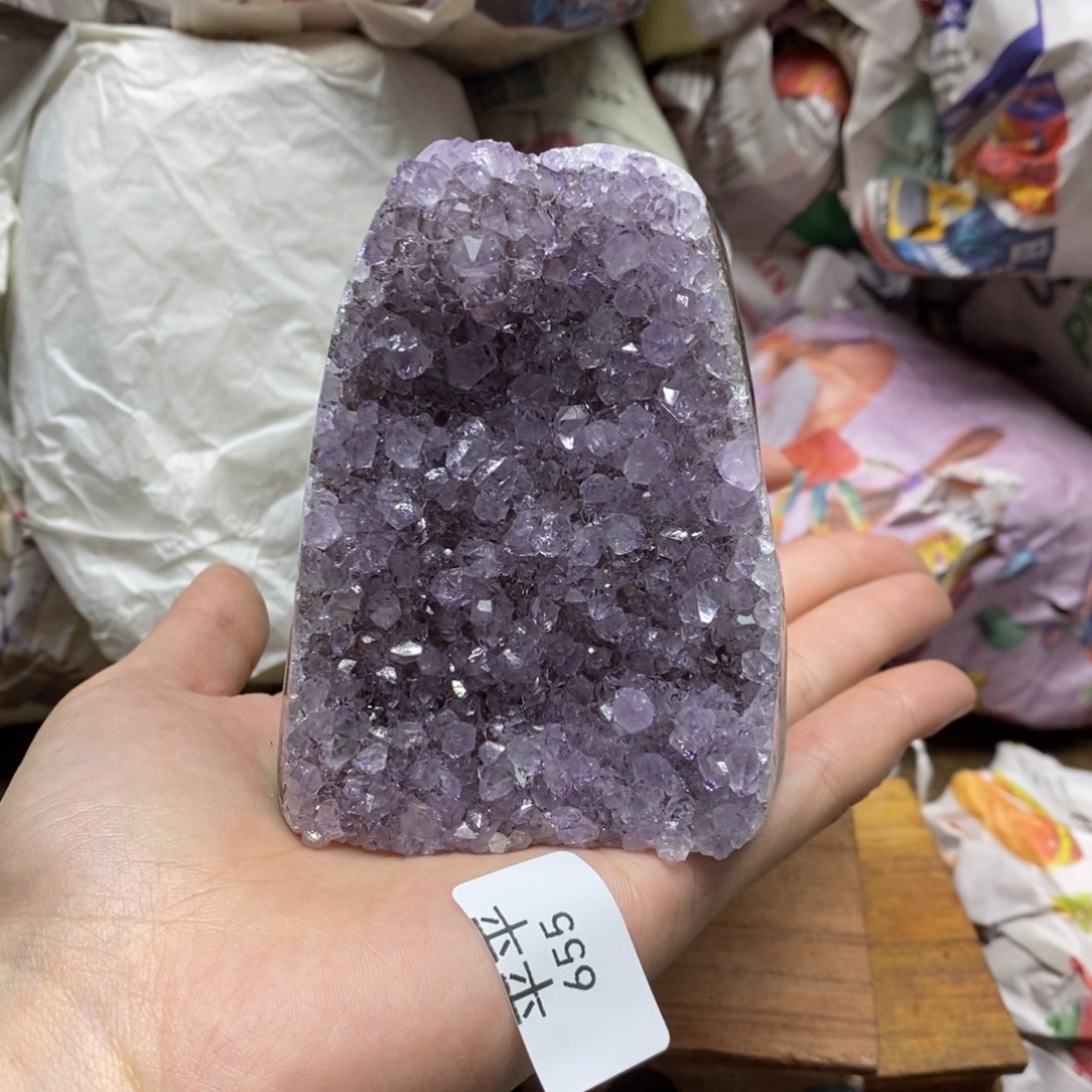 紫晶乌拉圭未镶嵌