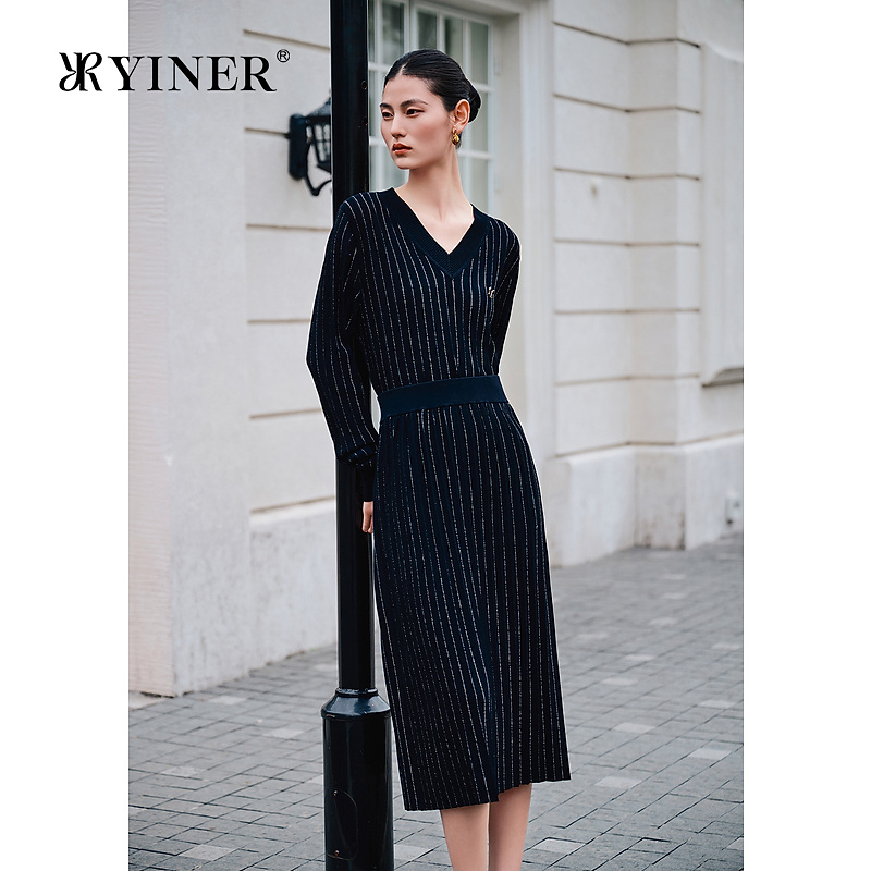 YINER音儿专选女装春季法式优雅V领亮丝竖条纹针织衫套头