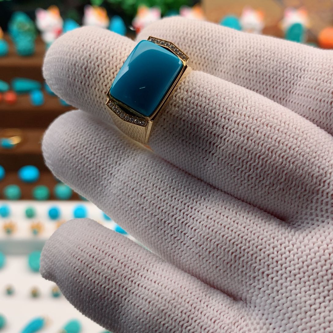 绿松石配饰18K金镶嵌