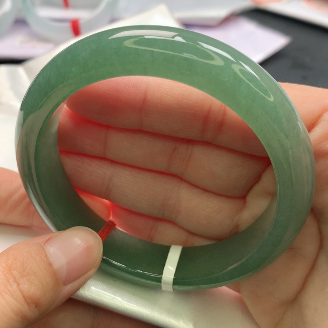 翡翠手镯未镶嵌5859圈