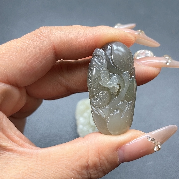 【闪购商品】颈饰未镶嵌和田玉