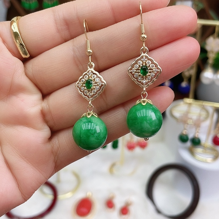 石英质玉耳钉合金15