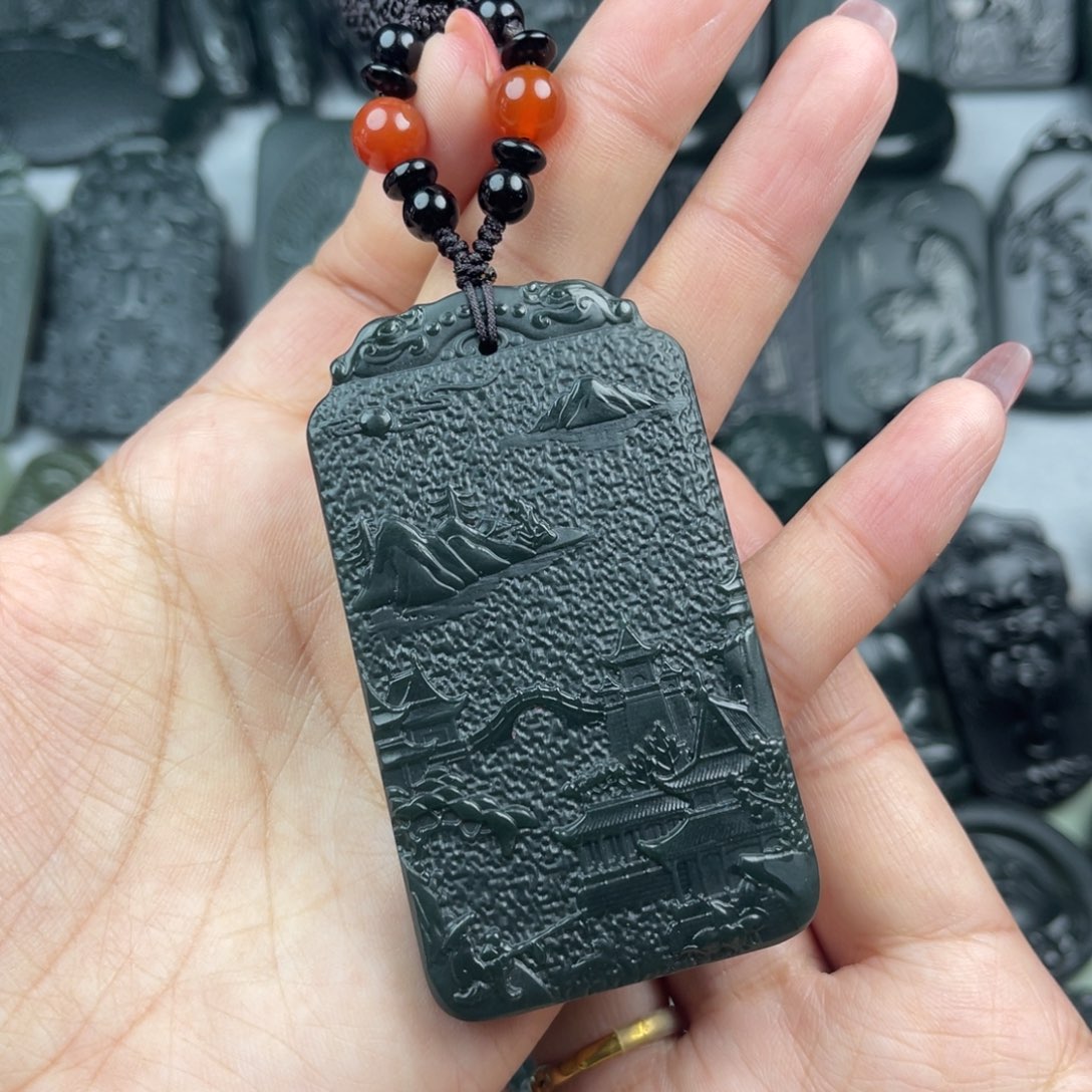 和田玉颈饰未镶嵌