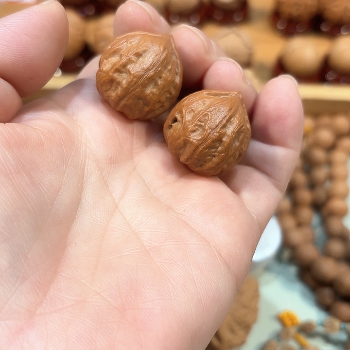 文玩核桃吊坠云朵056