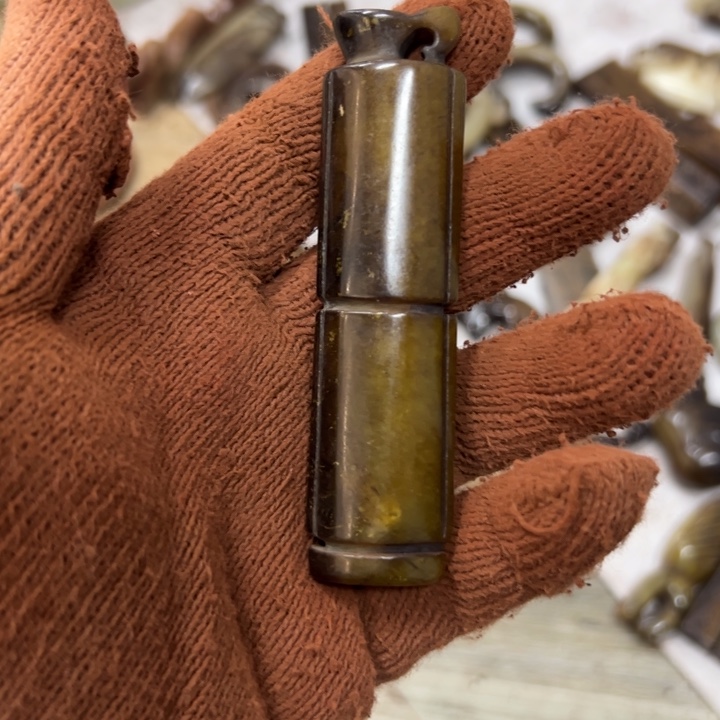 和田玉（青白玉）未镶嵌挂件