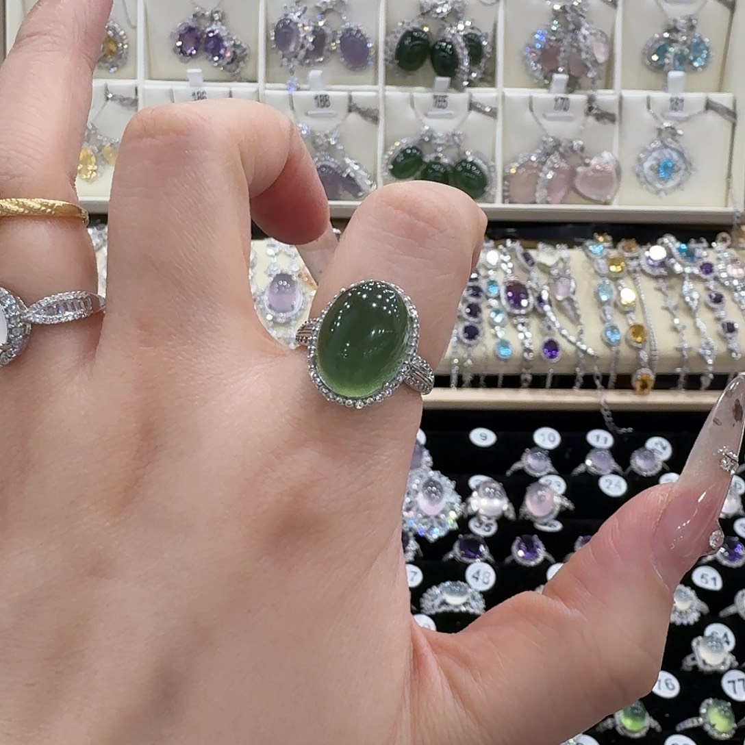 烟***。蛇纹石玉银S925镶嵌吊坠(赠链)